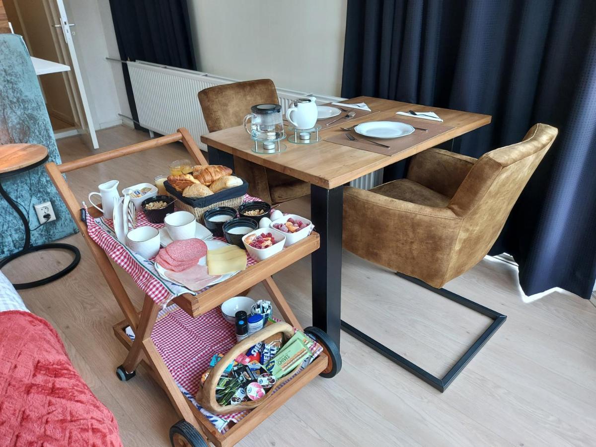 East Meets West Bed And Breakfast Veenendaal Eksteriør billede